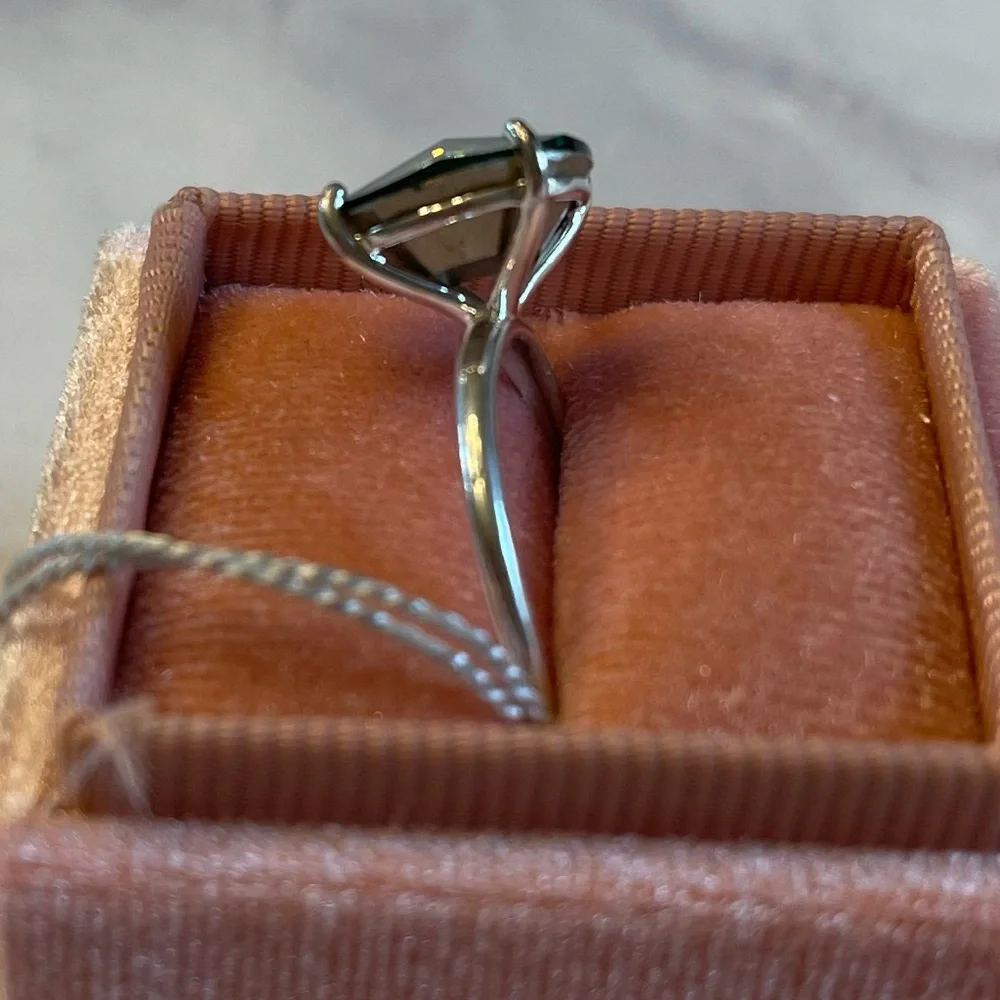 Swarovski Crystal Ring - Picture 4 of 7